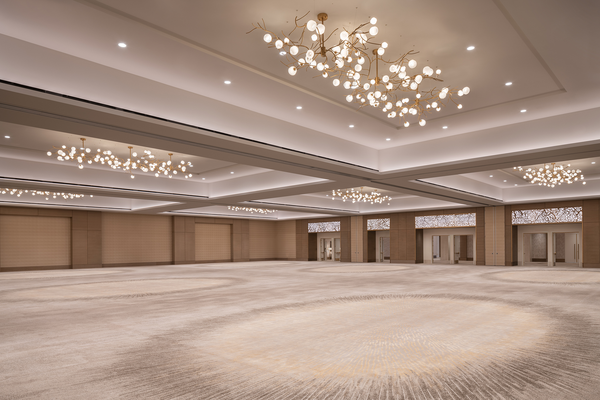 25_Anabella Ballroom.jpg