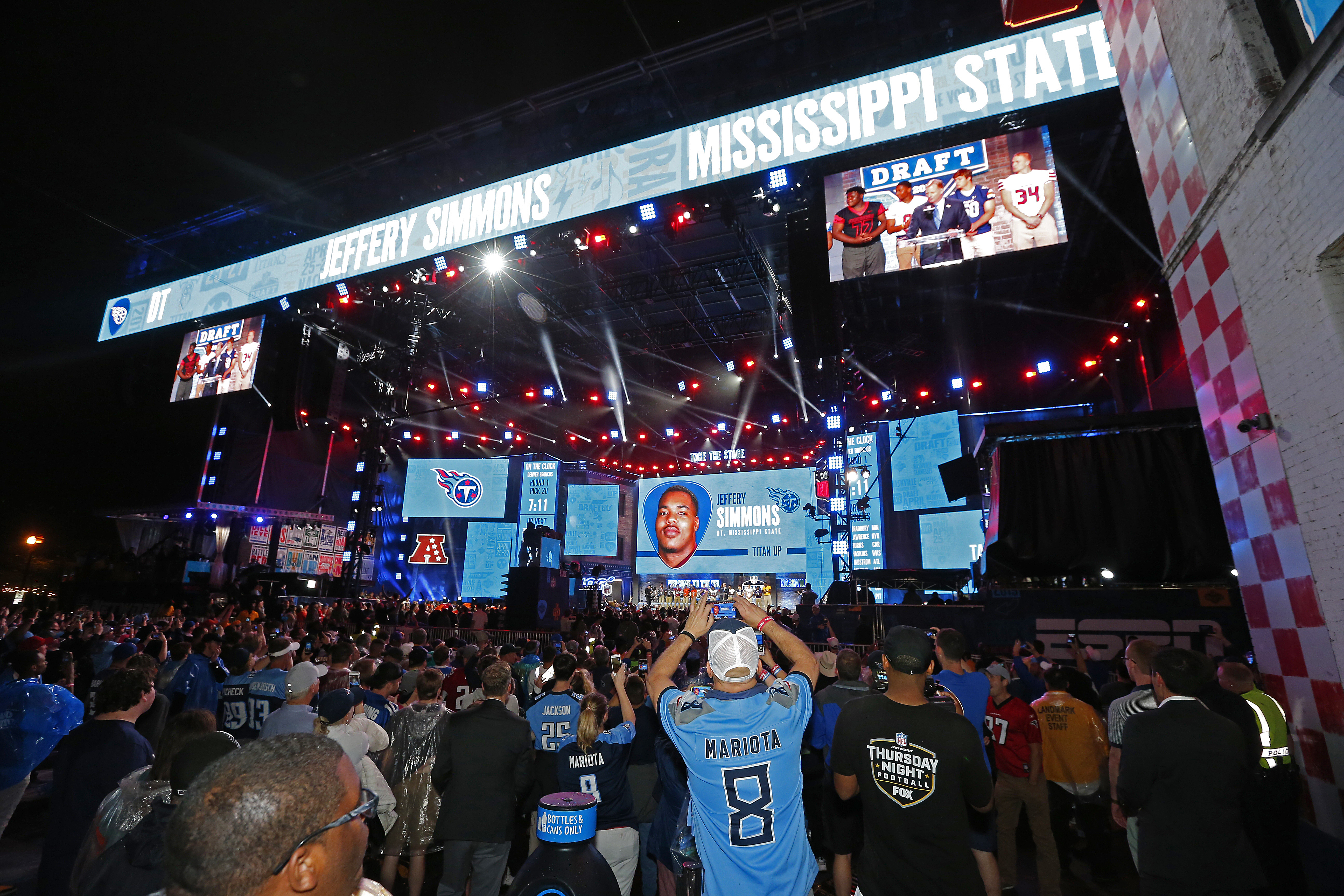 NFLdraft2019stage.jpg