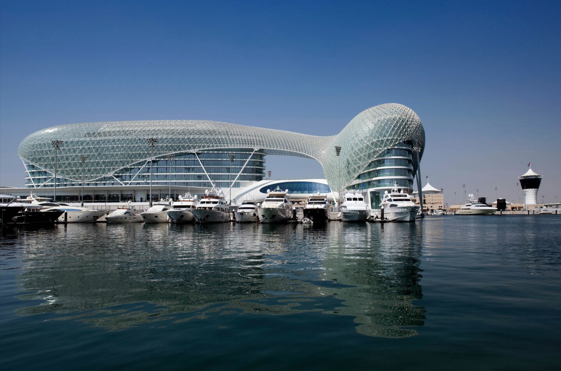 Отель яс. Остров яс в Абу-Даби. Yas Viceroy в Абу-Даби.. Отель w Abu Dhabi.