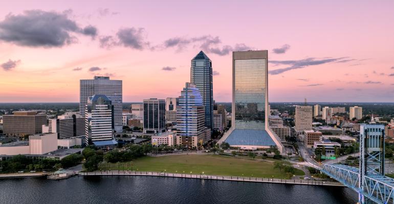 Downtown skyline Riverfront Park.jpg