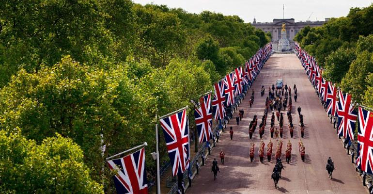 QE2funeral.jpg