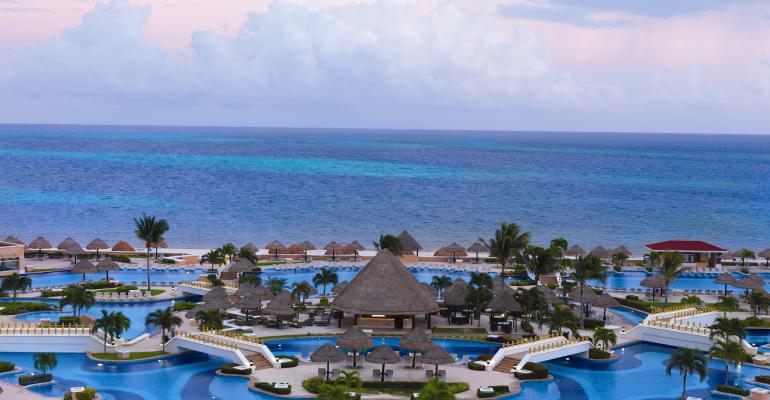 The beachfront pool at Moon Palace Golf and Spa Resort