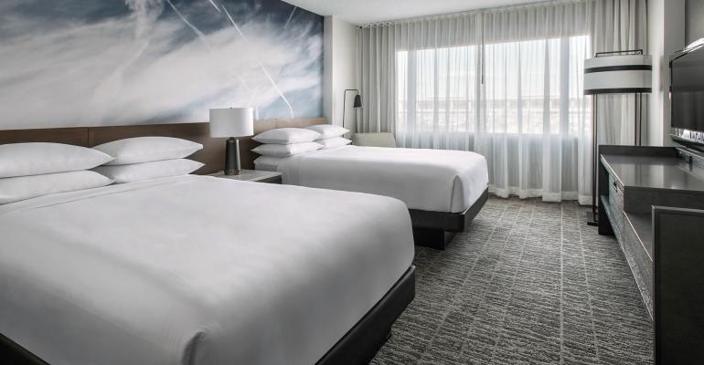 Newark Airport Marriott Upgrades Meeting Space, Guest Rooms