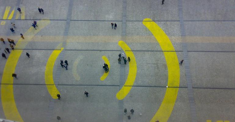 Wi-Fi Plaza painting