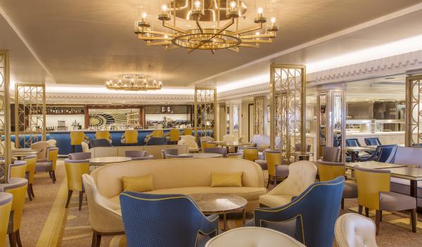 Carinthia Lounge on the Queen Mary 2
