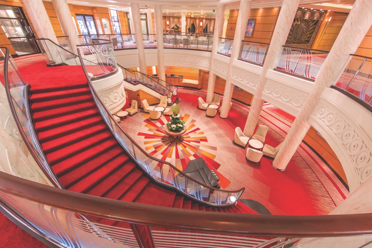 mary queen cruise atrium qm2 inside ship cunard elizabeth refit ships rms remastered refurbishment sydney cruises liner ocean hotel holiday